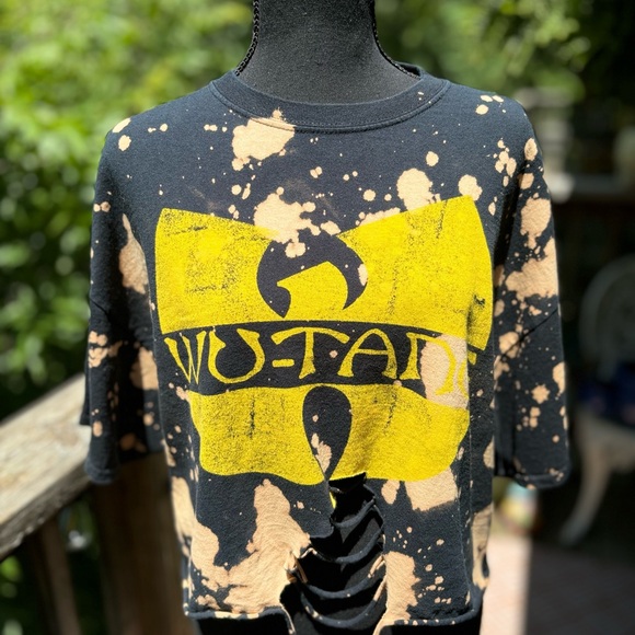 Vintage Wutang Acid Wash Crop Top - Picture 2 of 5